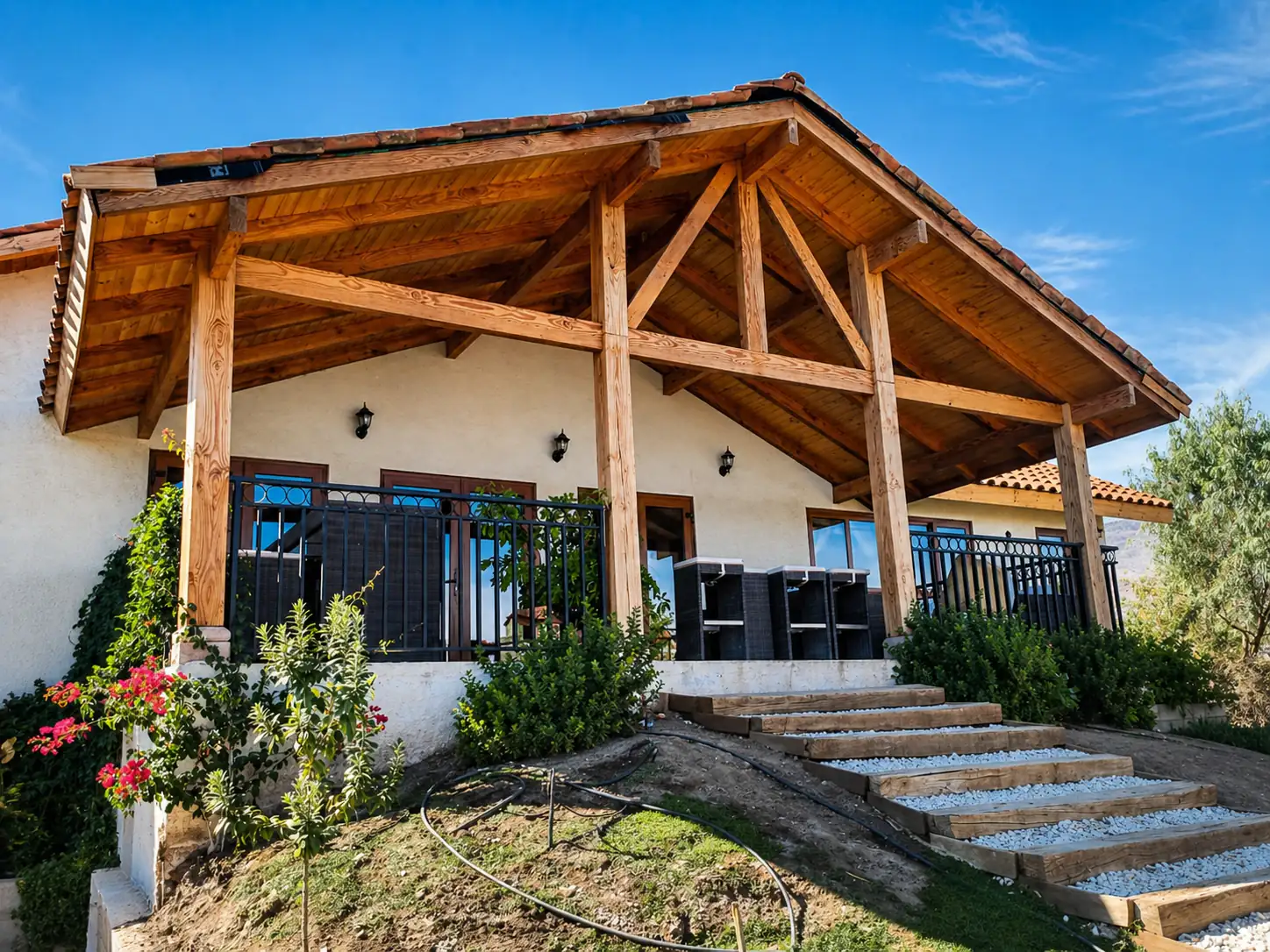 Terraza y pérgola
